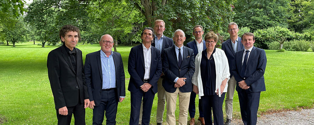 MEMEBRES DU BUREAU & LA DIRECTION DU CRIDON NORD-EST