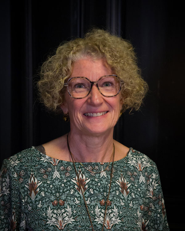 Valérie DELHAYE